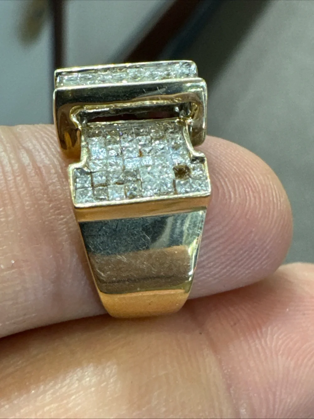 14K Yellow Gold Princess Cut Diamond Ring Size 6 7.5g Invisible Set I1-I2